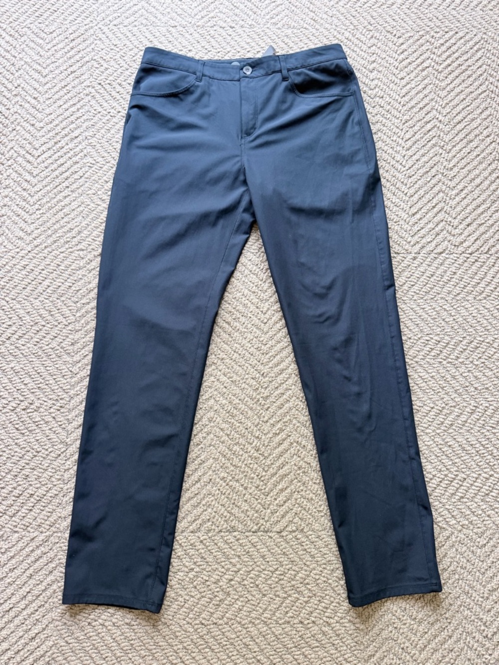 Vuori Men's “The Rise The Shine” Performance Navy Blue Long Pant W 32 L32